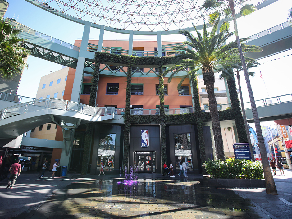 Exterior of the NBA Store at Universal CityWalk Hollywood.